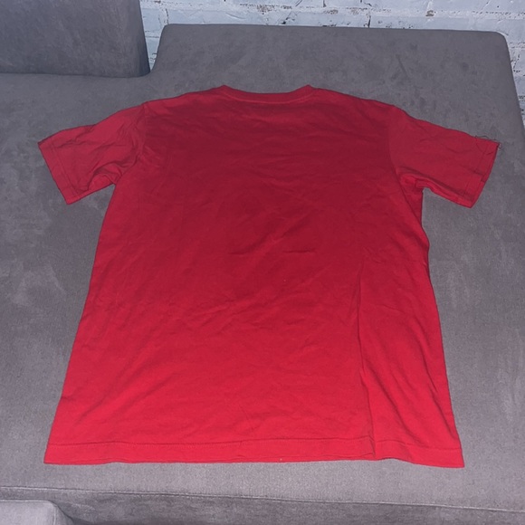 Sean John Red T-Shirt - Picture 2 of 2